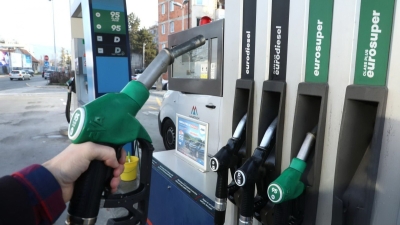 Cijene goriva divljaju, novi udar na džepove građana: Dizel 3,74 KM, benzin 3,31 KM